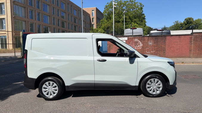 Ford Transit Courier Petrol 1.0 EcoBoost 125ps Trend Van Auto - Image 9